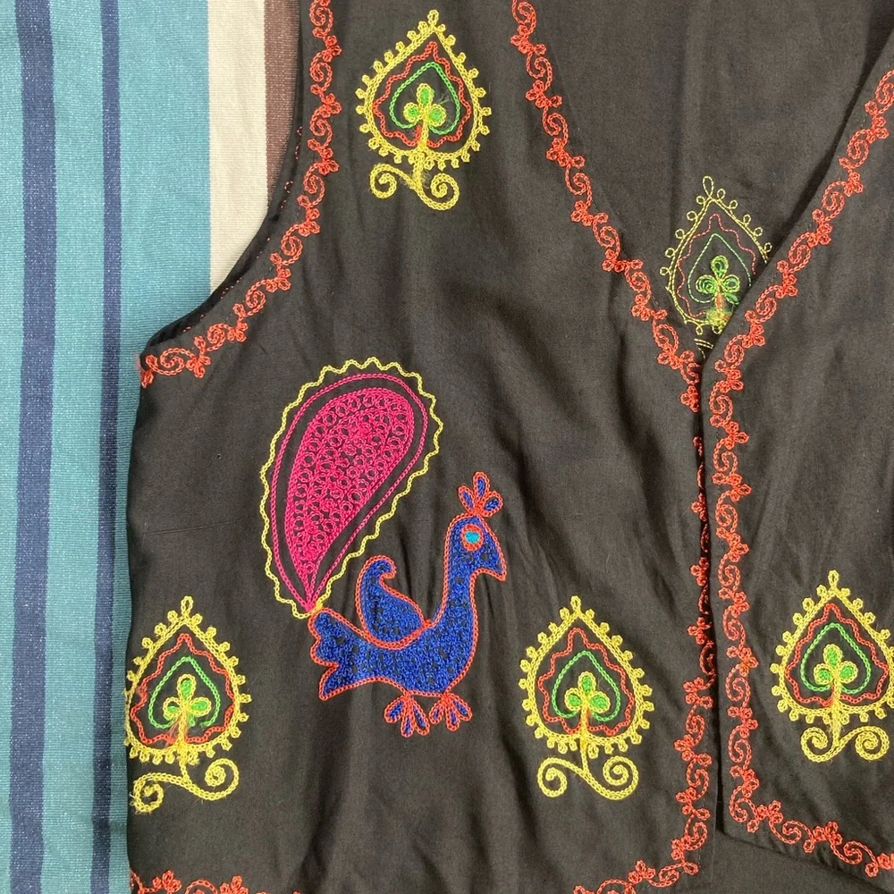 90s black embroidered boho vest small - Picture 9 of 12